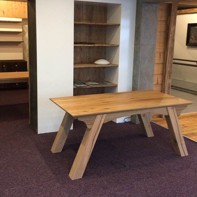 Oak table